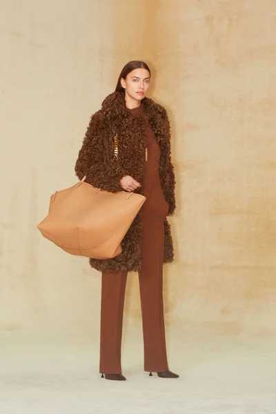 Look 28